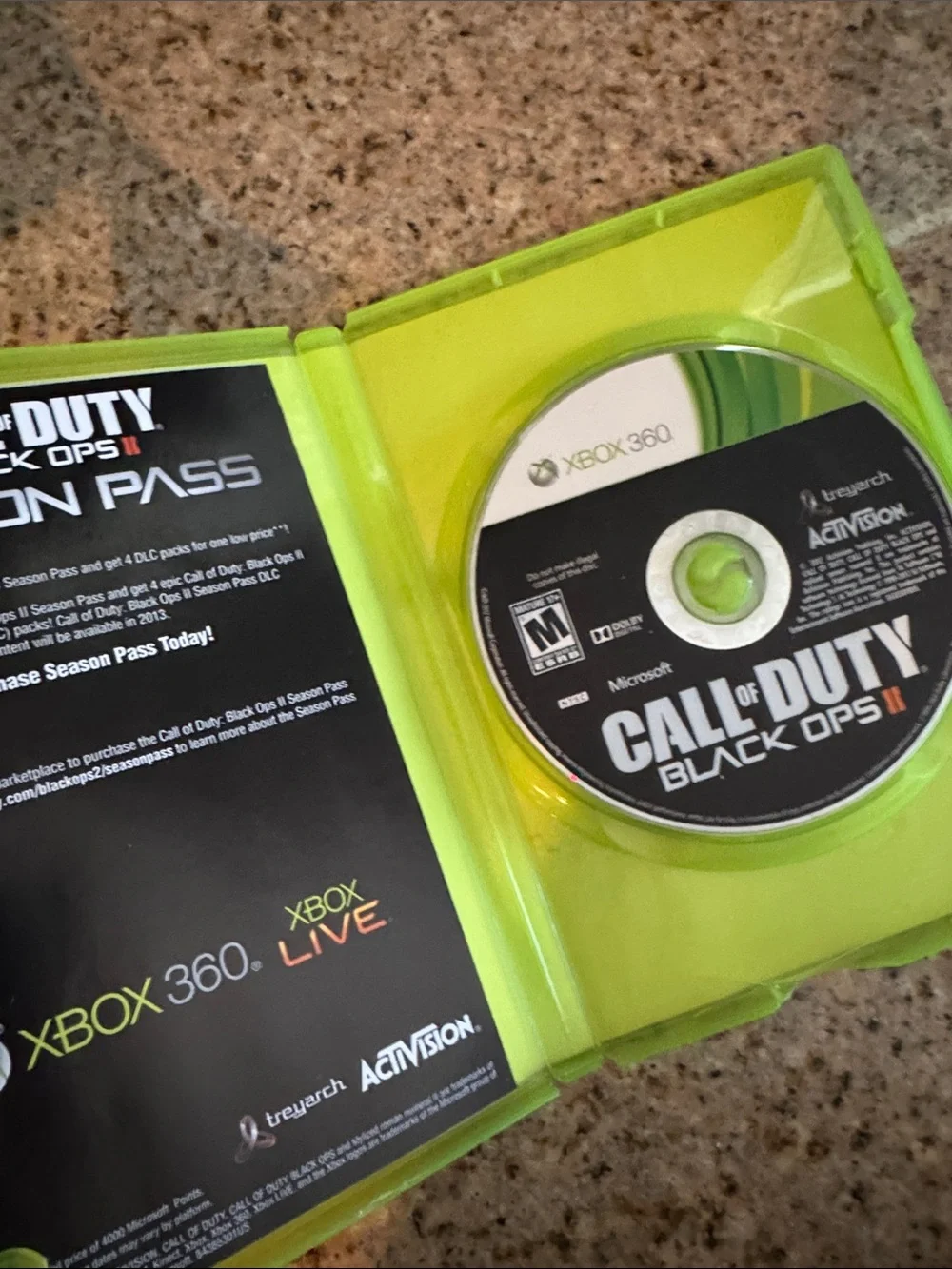 Call of Duty Xbox 360 Game Bundle - Green Cases